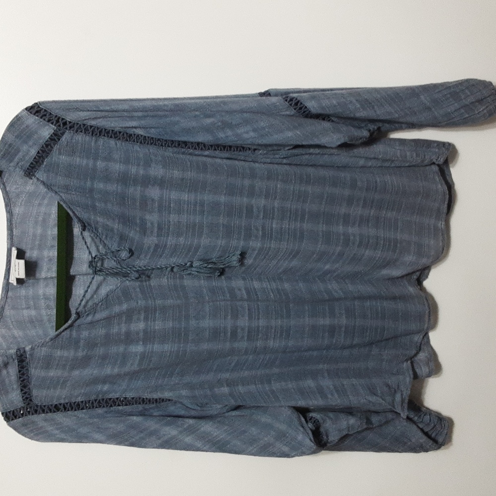 ARIAT Women's M -X Outlet  Shoulder/ Neck Baloon‎ Sleeves
